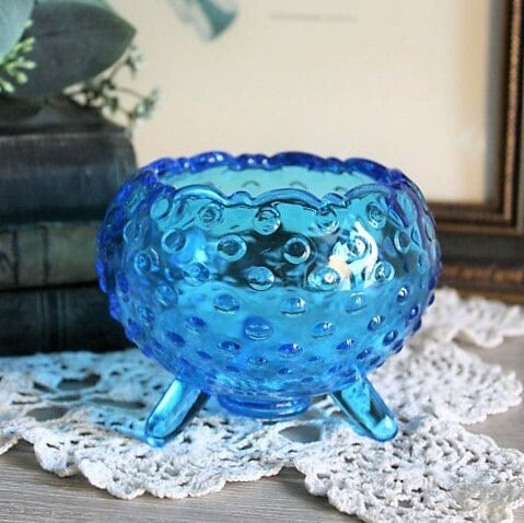 Vintage Fenton Blue Glass Three Tri-footed Hobnail Rose Bowl Dish