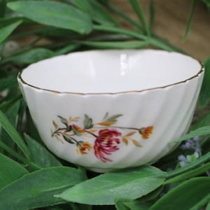 Vintage Royal Adderley Mini Open Sugar Bowl Chrysanthemum/ Fine Bone China Open Sugar Bowl/Sugar Cube Bowl/Tea Party afbeelding 1