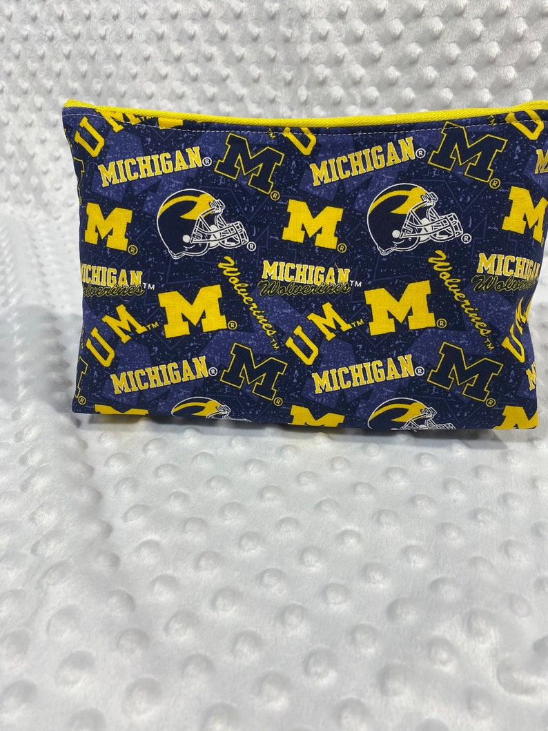 College make up bag, University of Michigan gift bag, graduation gift for her, Large zipper pouch image 4