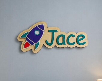 Personalised Boys Rocket Name Plaque Custom Bedroom Door Sign English & Arabic Name Sign Space Nursery Decor Gift for Boys Bedroom Decor