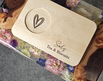 Tagliere in legno personalizzato per tè e biscotti, regalo personalizzato con incisione per inaugurazione della casa, compleanno, anniversario, matrimonio, per gli amanti del caffè e del tè.
