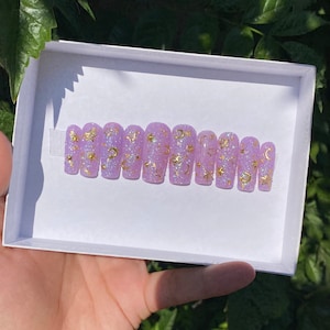 Lila/Gold Mond/Sterne Glitzer Nägel