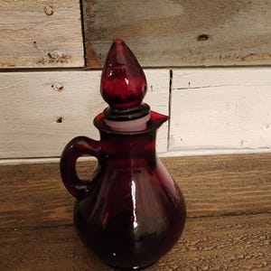 Vintage Avon 1970&#39;s Red Glass Cruet with Stopper