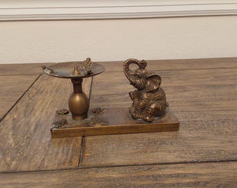 Candeliere cinese vintage in ottone a forma di elefante