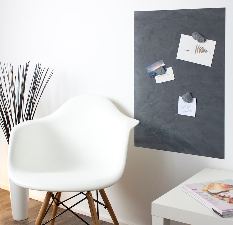 High-quality slate magnetic board including stone magnet and chalk Grey Impact