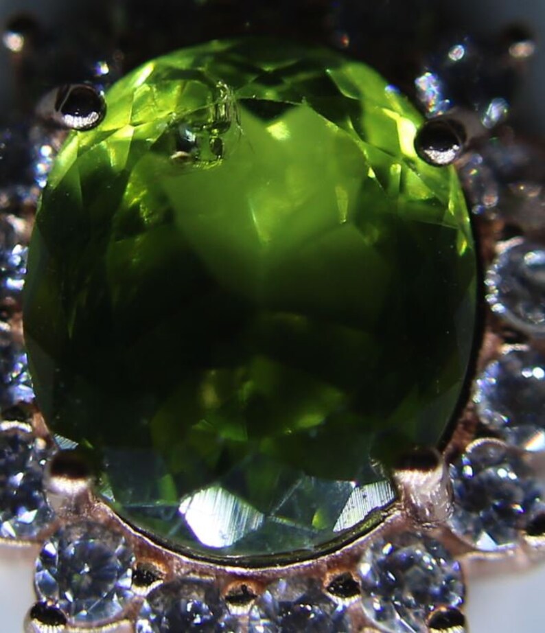 VS Clarity Peridot 3.20ct Rose Gold Finish Solid 925 Sterling Silver Pendant Oval Shape Natural and Untreated August Birthstone,