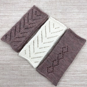Merino wool wrist warmers, arm warmers, hand knitwear, without thumb, lace wrist warmers, colors white and cacao brown