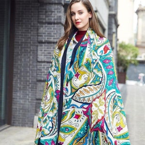 Hand gezeichnet Paisley Wolle Schal