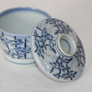 Vtg Japanese Lidded Jar Cannister trinket box White & Blue Bamboo Print decor - Bathroom decor - Storage cannister - Bamboo Knick Knack gift