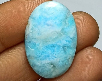 Belle pierre précieuse de cabochon d'aragonite bleue / Pierre d'aragonite bleue de grande qualité / Pour bijoux / Forme ovale / 28 x 19 x 4 mm / Pierre précieuse en vrac