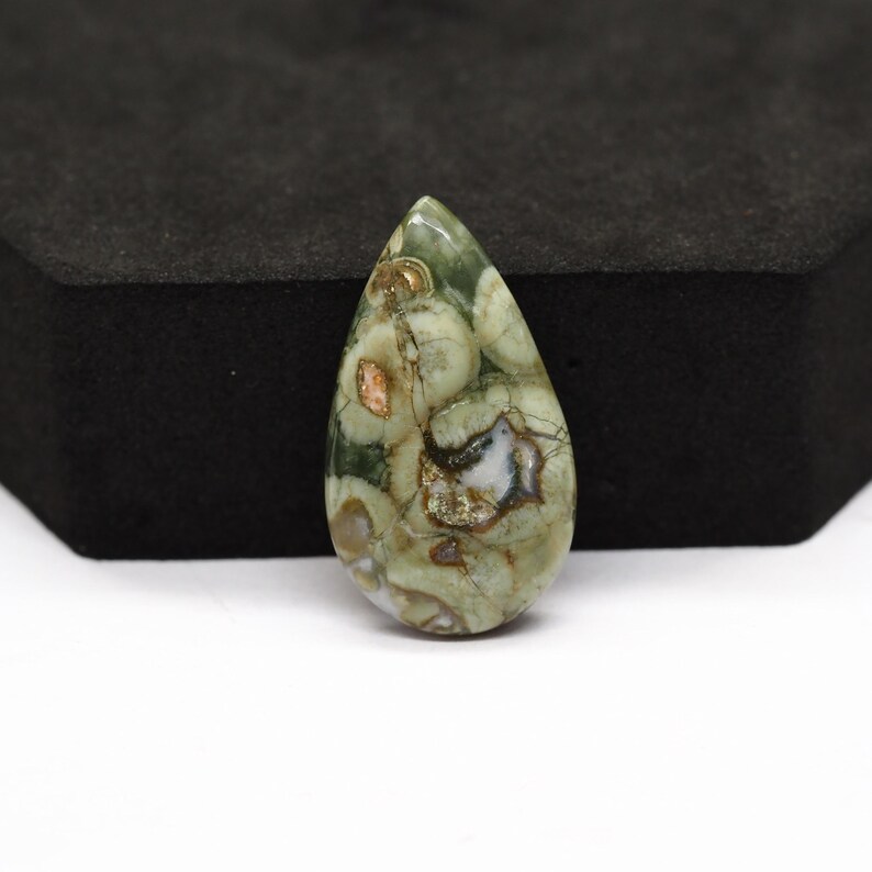 Grüner Regenwald Rhyolith Jaspis Cabochon - Edelstein für handgemachten Schmuck O: 27x16x4 | 12.5ct