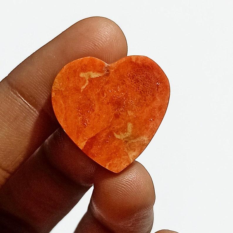 Orange Mohave Turquoise Cabochon AAA+ Top Grade Orange Mohave Gemstone High Quality Heart Shape 13.5 Ct 21x22x4mm Loose Gemstone