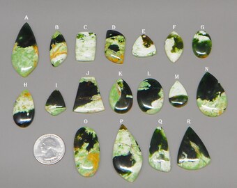 Cabujón pulido de calcedonia cromada verde esmeralda