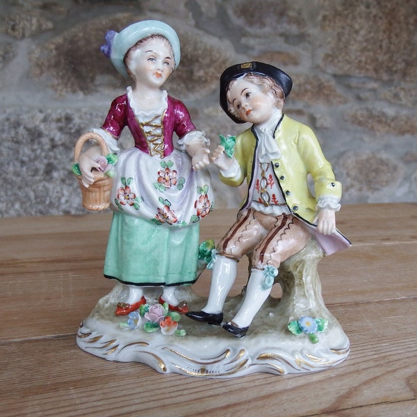 Sitzendorf Porcelain Figurine Figural Group Male and Female with Flowers early 20th c. German