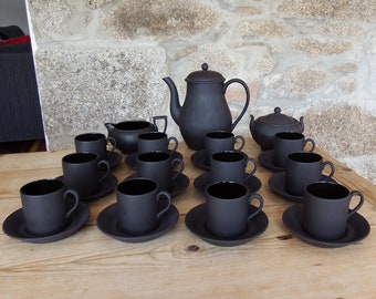 Mooie originele Wedgwood zwarte basalt koffieset met 12 kop en schotels