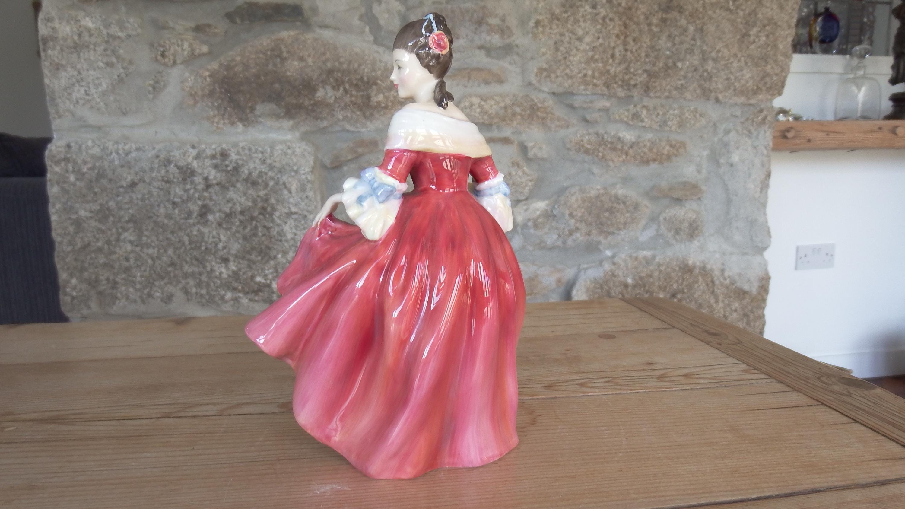 Royal Doulton Figurine Southern Belle HN2229 Issued 1958 Designer