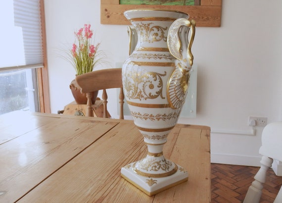 A Porcelain Directoire Style Cachepot by Le Tallec for Tiffany & CO. A Porcelain Directoire Style Cachepot by Le Tallec for Tiffany & CO.