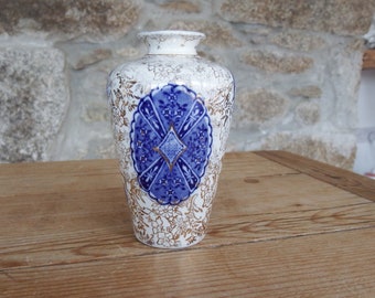 Fenton Osaka Pattern Small Vase 19th Century 11cm High