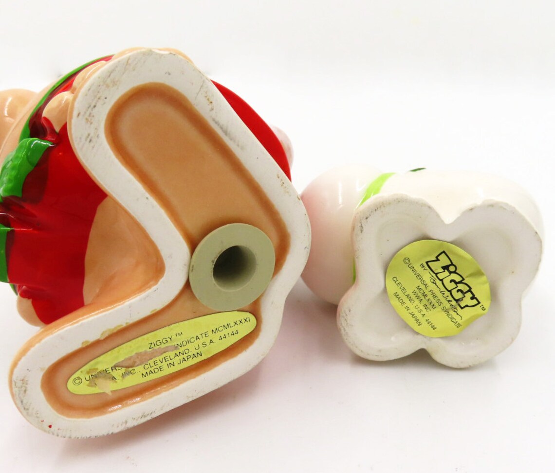 1971 Ziggy & Fuzz Christmas Ceramic Salt and Pepper Shakers Etsy