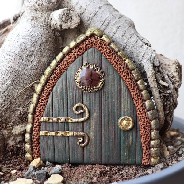 Fairy door - Wooden fairy door - Fairy door - Outdoor and garden decoration - Fairy and garden decoration - Fairy door garden