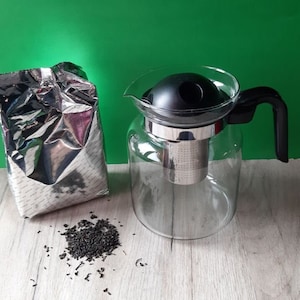 Glass Teapot with Infuser - Perfect Gift for Tea Lovers
