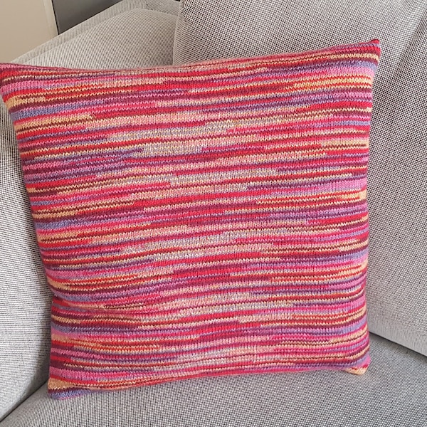 Self-knitted pillow cover incl. filling pillow, with zipper, approx. 45 x 45 cm