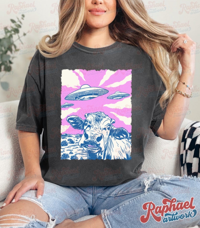 Vintage Highland Cow UFO Shirt, Retro Heifer Alien Invasion Shirt, Funny Meme Graphic Tee, Weirdcore Clothing, Gen Z Western Gift Pepper