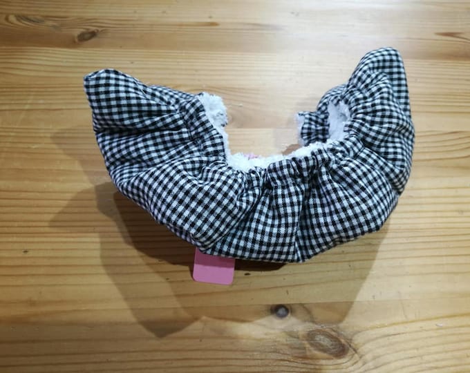 Ice Figure Skating Blade Soakers - Medium - 100% cotton gingham - Terry Towelling - Handmade in Cornwall, UK