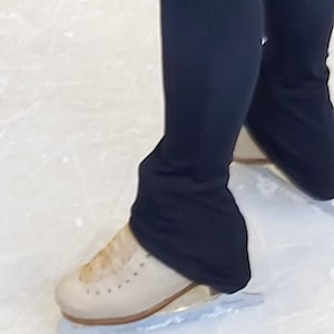 SCHWARZE Fleece-gefütterte Damen-Skating-Leggings - Unter der Ferse - Über dem Stiefel - Sportbekleidung, hergestellt in Cornwall von Roaring Mouse