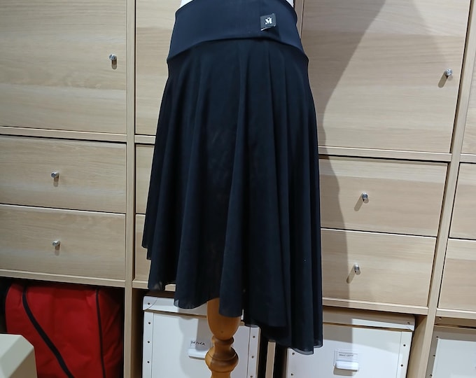 Ladies Stretch Mesh Dipped Hem Skating Dance Skirt With Built-in Knickers