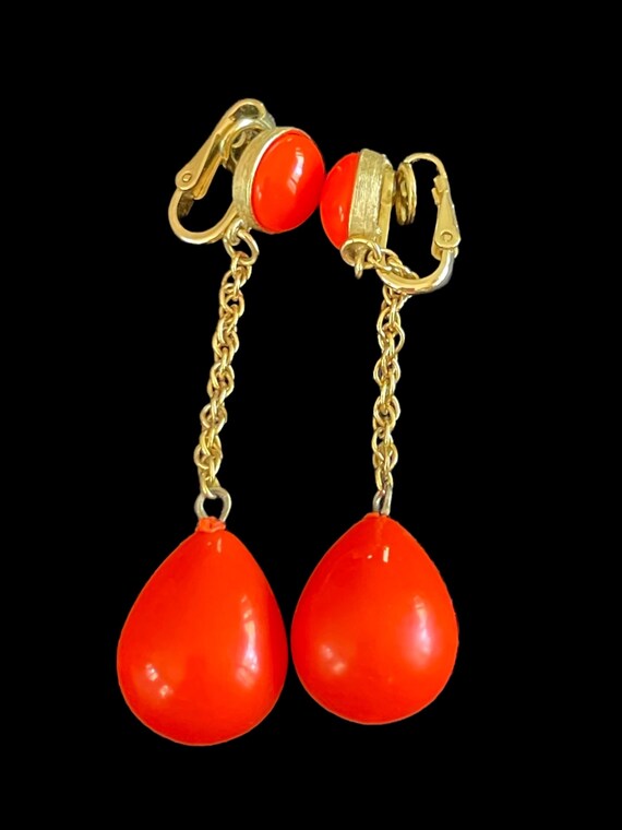 Vintage Crown Trifari Signed Orange Clip Earrings 