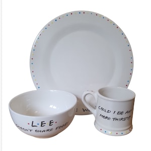 Personalised  Friends Dinners Set- Birthday Gift - Friends Fan - Could I Be - Doesn&#39;t Share Food - Christmas Gift - Teen Gift