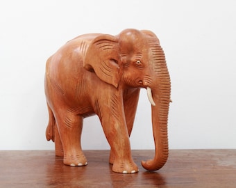 Elephant Statue Wooden Hand Carved Sculpture Vintage / Antique Home Decor Wild Animal Figurine Gift Idol Living Room / Garden /Lobby /Lounge