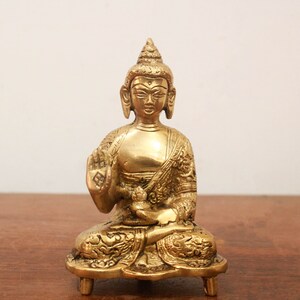 Buddha Statue Small Brass Metal Sculpture Meditation Yoga Decorative Idol Sitting / Blessing / Meditating Buddha Figurine Amulet Gift Decor