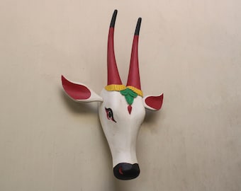 Vintage Home Decor Wall Hanging Statue Wooden Bull Head Sculpture Indian Home Decor Animal Head Mask Shiva Nandi Oxen Garden Wall Decor Rare