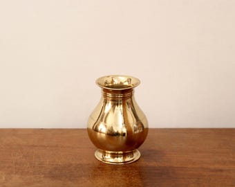 アンティーク真鍮ロッタボウル：黄金のインドの花瓶、エスニックな室内
