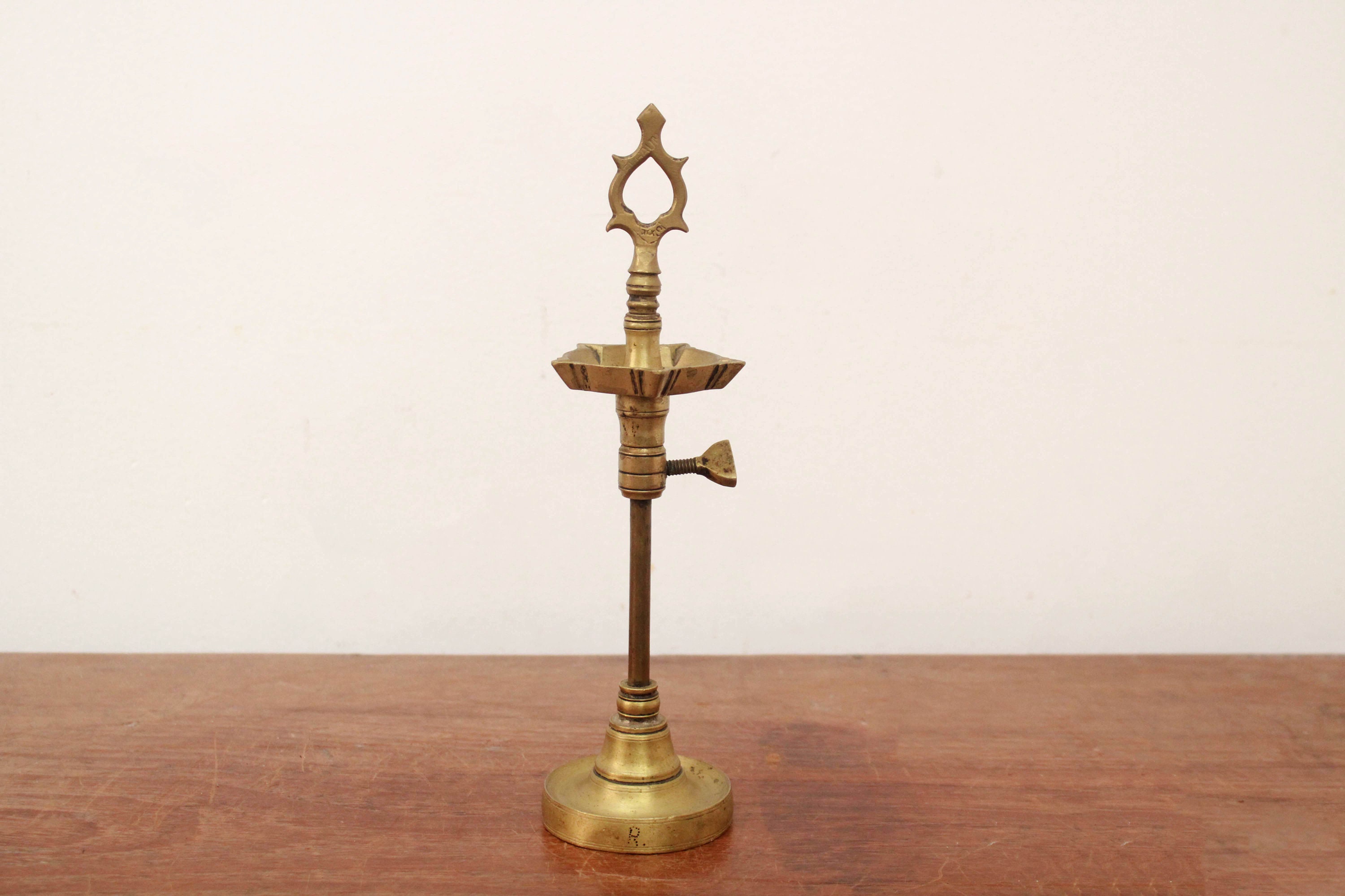 Antique Oil Lamp Diya Height Adjustable Brass Chavi Vilakku Vintage ...