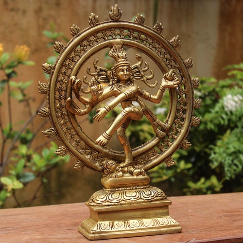 Dancing Shiva Statue Nataraja Sculpture Brass Home Temple shops Decor Figurine Hindu God Of Dance Pooja Puja Idol Amulet Gift Decorative Statue