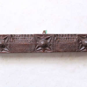 Antique Home Decor Lintel Wooden Door Top Beam Vintage Wall Hanging Panel Horizontal Carving Indian Architectural Wall Decor Plaque Carving