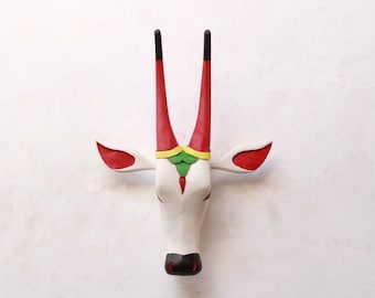 Bull / Cow Head Statue Vintage / Antique Home Decor Wall Hanging Sculpture Wooden Taurus Living Room / Garden Wall Decor Animal Head Carving