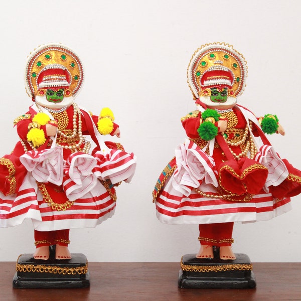 Kathakali Statue Set Of 2 Dancing Doll Indian / Kerala Home Decor Gift Ancient Art Form Vintage /Antique Interior Decor Garden / Living Room