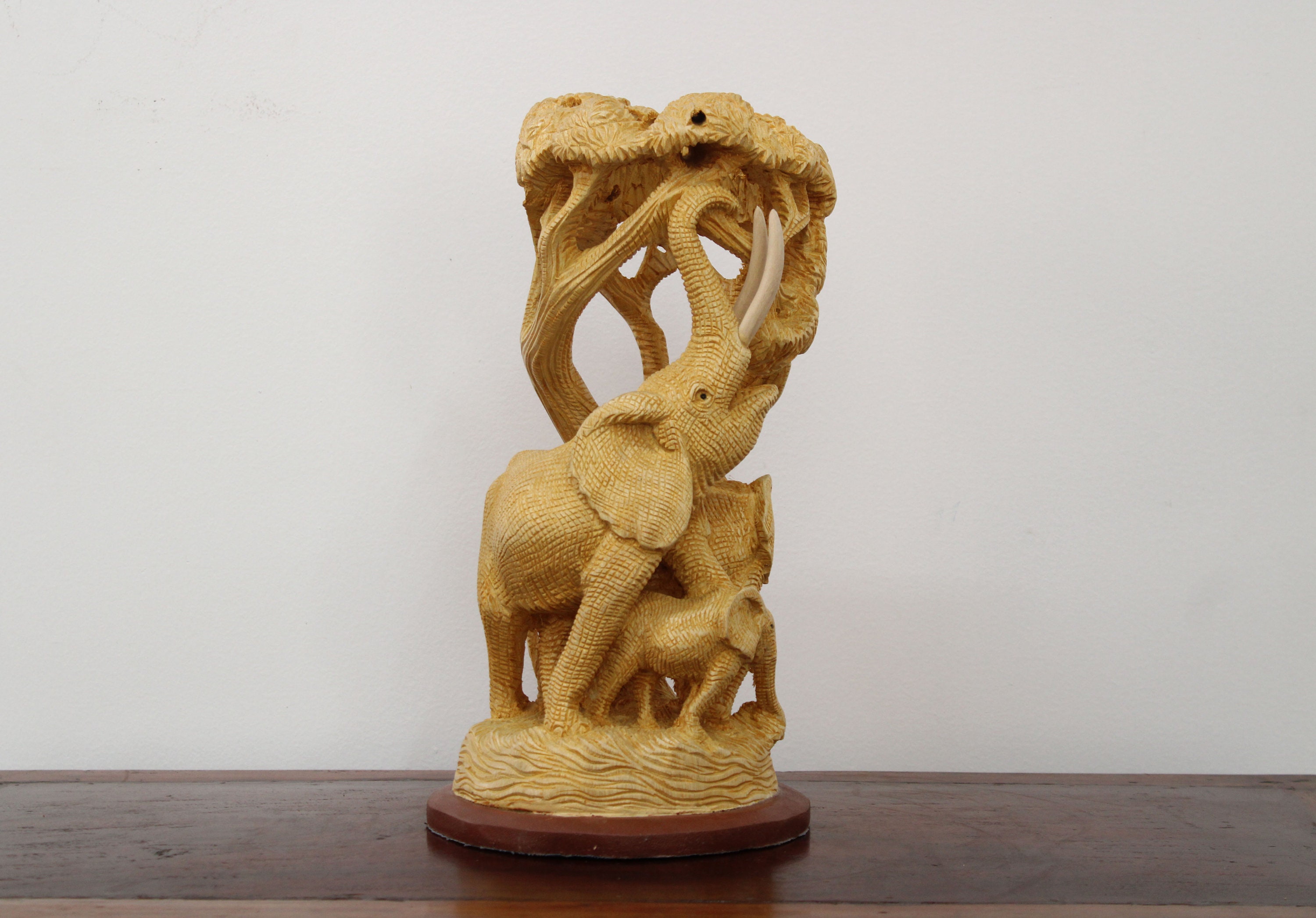 象の像 アフリカゾウの彫刻 ホームデコレーション リビングルーム 鼻