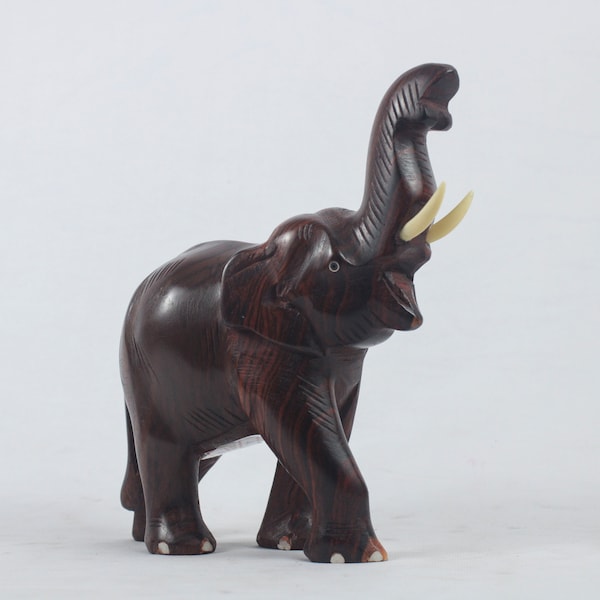 Trunk Up Elephant Statue Small Wooden Feng Shui Animal Sculpture Asian Indian Tusker Home Decor Trumpeting Sculpture Handicraft Toy Rosewood