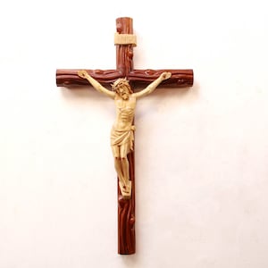 Jesus Statue Wooden Cricifix Holy Cross Sculpture INRI Christmas Gift Christian Home Church Altar Decor Wall Hanging Crucifixion Figurine