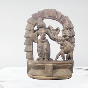 Antique Hindu Goddess Statue Gajalakshmi Sculpture Wooden Vintage Home Decor Goddess Lekshmi Figurine Indian / Hindu Antique Rare Collection