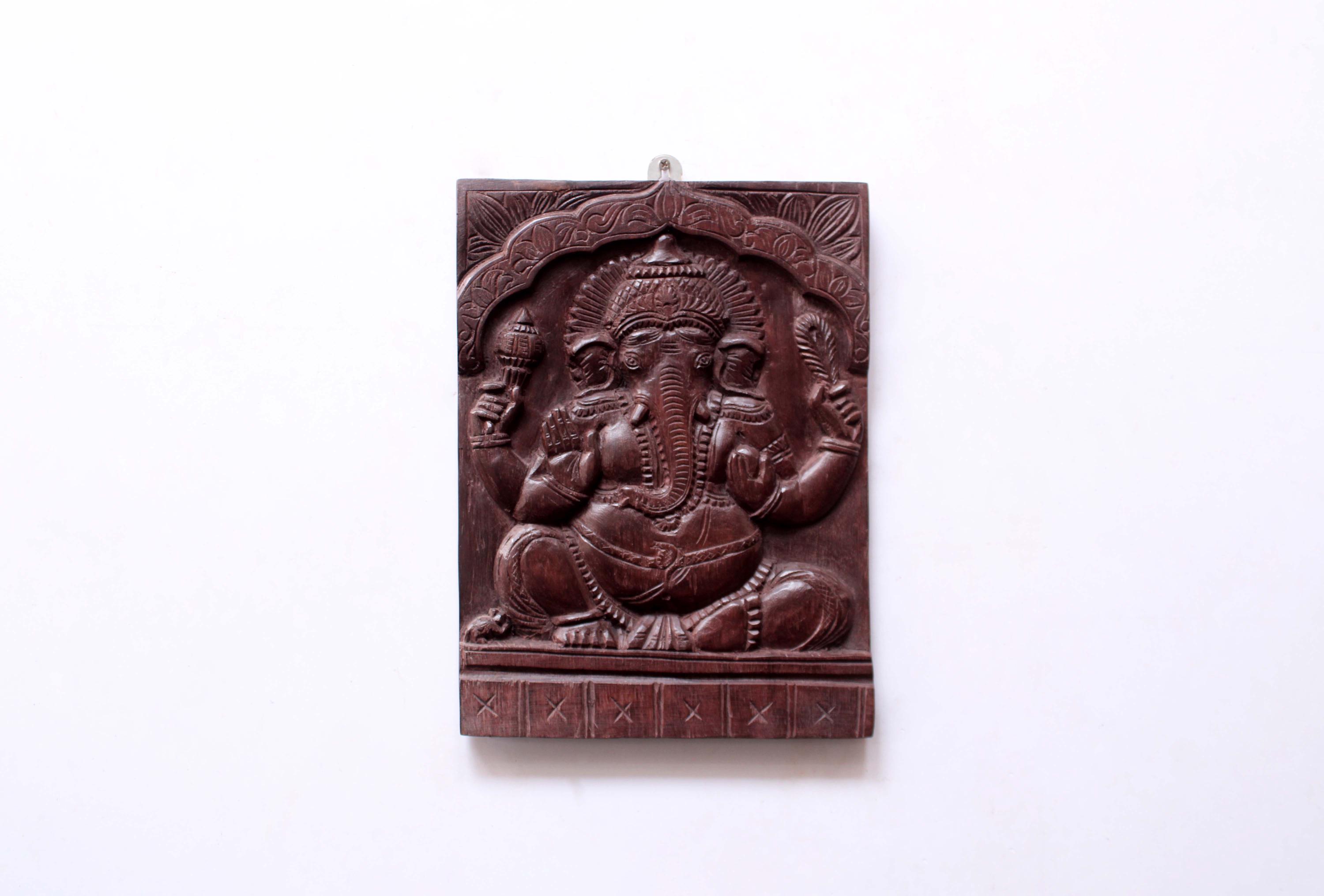 ガネーシャ 木製パネル 彫刻 壁掛け インテリア ヴィンテージ木製ガネーシャ壁パネル：手彫りのヒンドゥー教の神彫刻