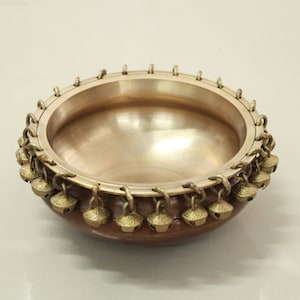 Flower Bowl Floating Vase Brass Urli Diwali Gift Hindu Home Garden Decor Temple Pooja Living Room Decor Housewarming Gift Uruli Small Bowl