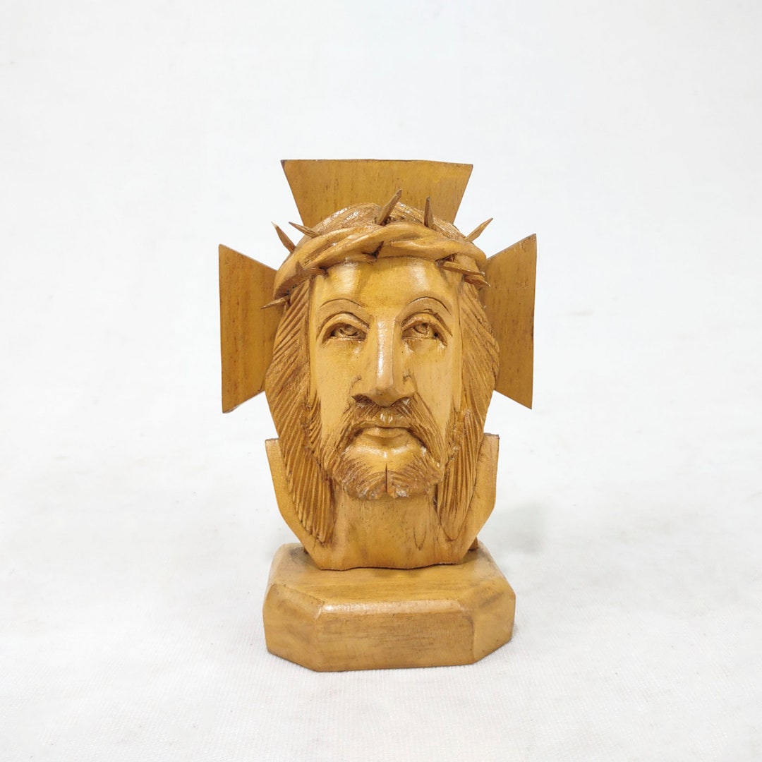 Small Jesus Statue Crucifix Sculpture Car Dashboard Wooden Cross