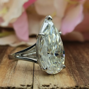 14K Solid White Gold Elongated Huge 12x22MM Pear Cut Moissanite 5-Prong Split Shank Engagement Ring/ 925 Silver Celebrity Style Wedding Ring