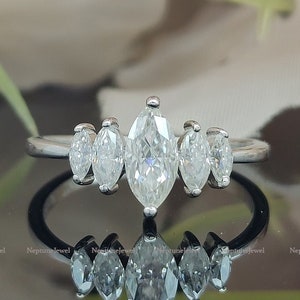 5-Stone Ring/14K Solid Yellow Gold Marquise Cut Moissanite Ring/925 Silver Simulant Diamond 5-Stone Ring/Basket Set Minimalist Marquise Ring